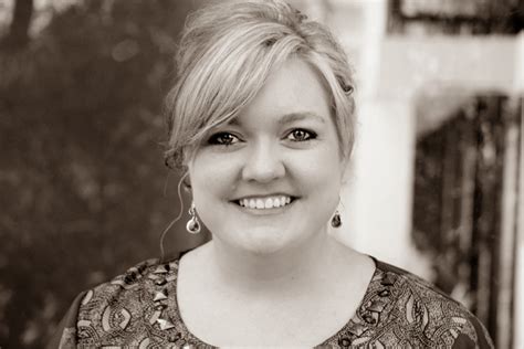 Author Spotlight Colleen Hoover Grownup Fangirl