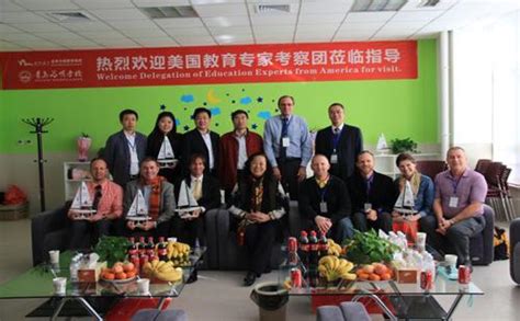 这是一个创建于 2443 天前的主题，其中的信息可能已经有所发展或是发生改变。 方案1：找到登录认证页面的漏洞（好难。。。） 方案2：暴力破解帐号密码. 青岛为明学校 - 国际教育前线