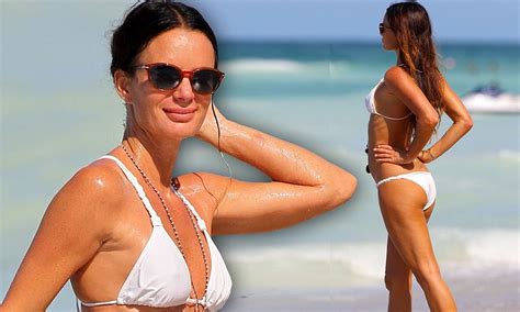 Gabrielle Anwar Shows Off Her Svelte Body She Soaks Up The Sun On