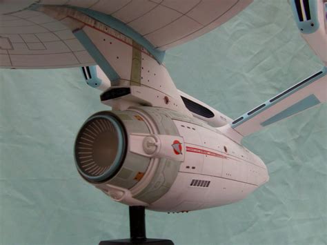 Polar Lights Star Trek The Motion Picture Refit Enterprise 1350th Scale