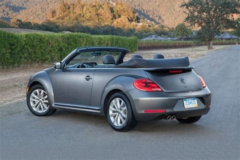 2017 Volkswagen Beetle Convertible Review And Ratings Edmunds