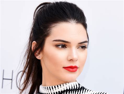 Kendall Jenner 2 Hd Celebrities 4k Wallpapers Images Backgrounds Photos And Pictures