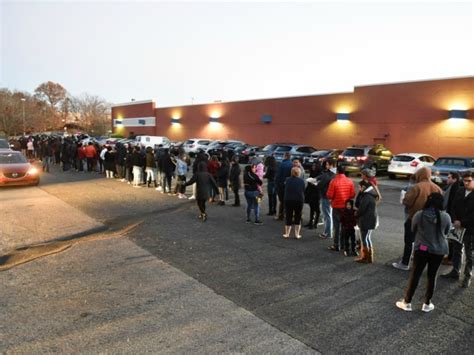 We did not find results for: Pictures: Black Friday Shoppers Began Lining Up on ...