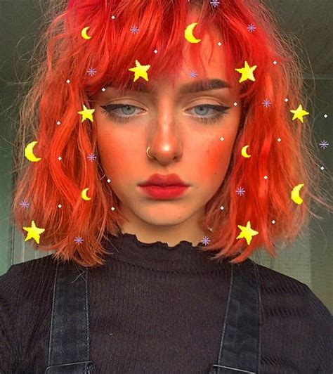i m not really sure what this is supposed to be but i love it aesthetic makeup tumblr hair