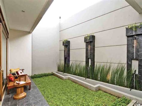 desain taman minimalis modern  belakang rumah gambar desain rumah