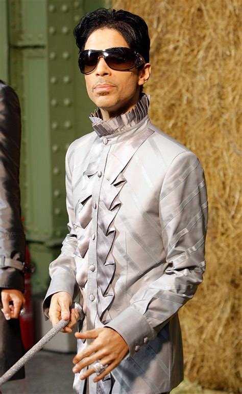 Princes Style — See The Late Legends Most Iconic Outfits Prince
