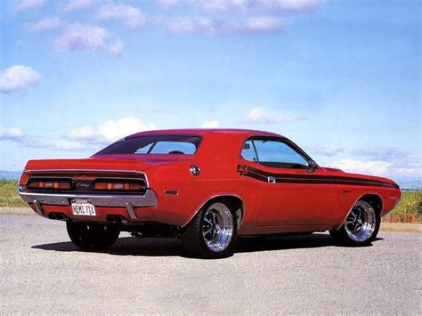 1971 Dodge Hemi Challenger Rt From 60s And 70s American Cars On Facebook Dodge
