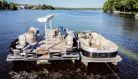 The 2xmarine Is An Expanding Pontoon Boat That Doubles In Size Once On