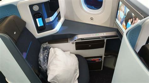 Review Of KLM S World Business Class In The Boeing 787 10 From Atlanta