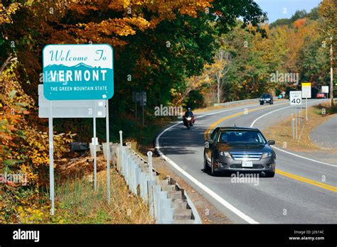 Vermont Oct 11 Welcome Sign And Road Traffic On October 11 2015 In