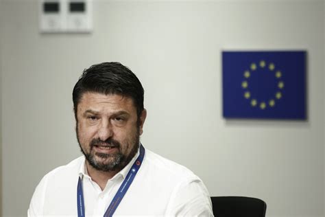 Περί την 14:30 σήμερα 16/08/2021 προσήλθε στο νοσοκομείο μας ο υφυπουργός πολιτικής προστασίας και διαχείρισης κρίσεων κ. Νίκος Χαρδαλιάς: Κατέθεσε αγωγή κατά της ΕφΣυν ...