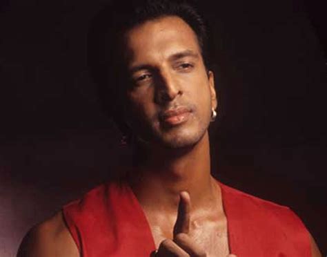 She then got married to bollywood comedian javed jaffrey in the year 1989. Javed Jaffrey's first wife was pakistani actress Zeba ...