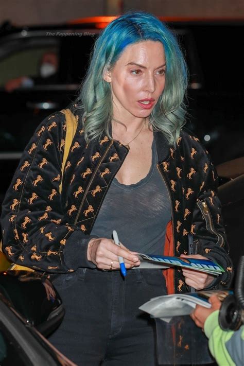 Whitney Cummings Flashes Her Nude Tits In Weho Photos Onlyfans