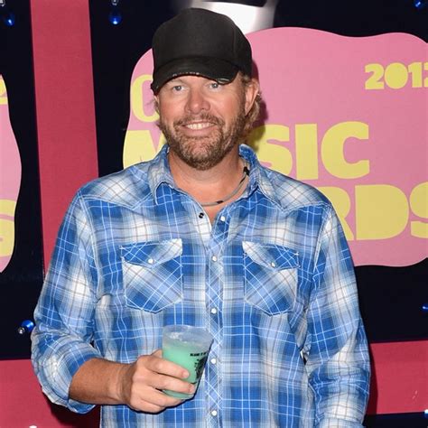Toby Keith Has Gallbladder Surgery Cancels Concert E Online Ca