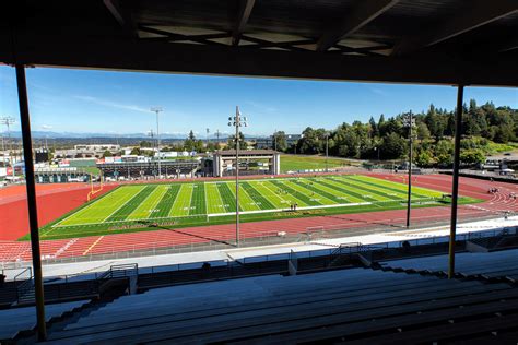 Everett Memorial Stadium Reopens With New Look Field Track