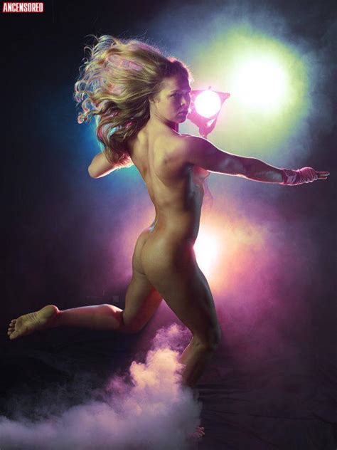 Ronda Rousey Nude Pics Page 1
