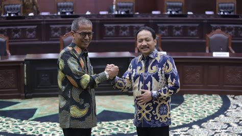 Hakim Mk Suhartoyo Jadi Ketua Mk Gantikan Anwar Usman Vlix Id
