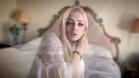 Valeria Lukyanova Bio Age Height Models Biography