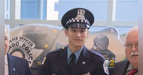 chicago police officer who donated bone marrow honored officer