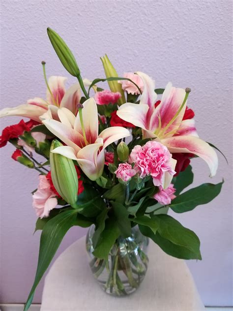 Naomi grew up in aurora, colorado. Simple Elegance by Forever Flowers in Centennial, CO ...