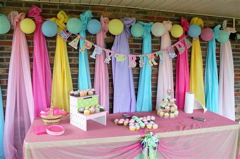 Packing for bonbon made of crepe paper and ribbon. Pin by Rachel James on Birthday party | Birthday party ...