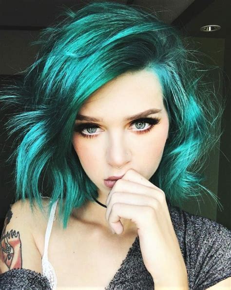 35 Edgy Hair Color Ideas To Try Right Now Ninja Cosmico