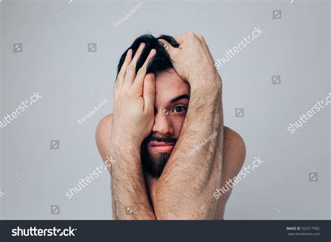 Helpless Naked Man Covered His Face Foto De Stock Shutterstock