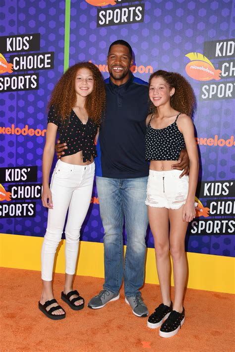 Michael Strahans Twin Daughters Flaunt Waist Long Hair While Spending