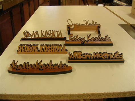 Graphic Designs Wooden Name Plates For Desk