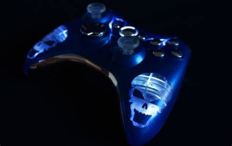 Illuminating Blue Skulls Xbox 360 Modded Controller