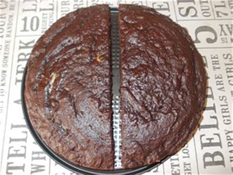 Den käsekuchen auf einem teller servieren. Wie lernt man Bruchrechnen?