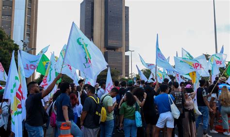 Plataforma De Descontos Oferece Mais De 127 Mil Bolsas Para Estudantes