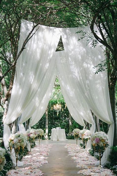 35 Brilliant Outdoor Wedding Decoration Ideas For 2018