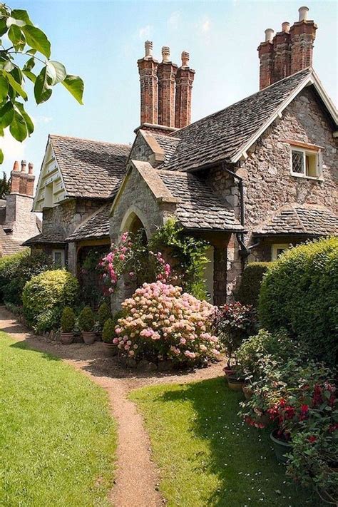 17 Shocking Modern English Farmhouse To Look Awesome In Your Home