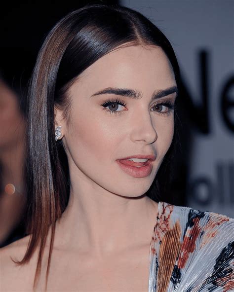 Lily Collins 🦋 On Instagram — This Look 😍 Lilyjcollins Lilycollins