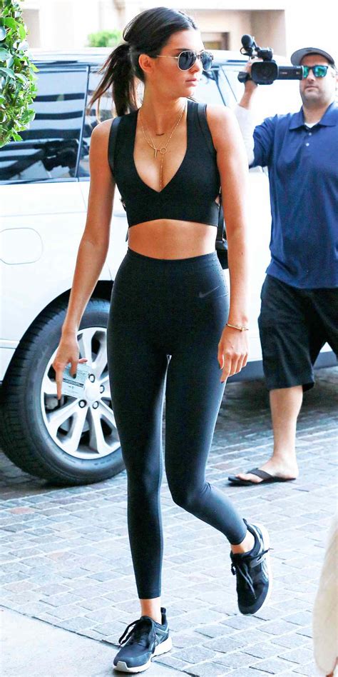 Kendall Jenners Sexy Workout Outfit Instyle
