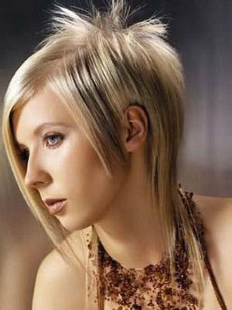 Trendy short medium hairstyles and cuts for 2021. Medium funky hairstyles