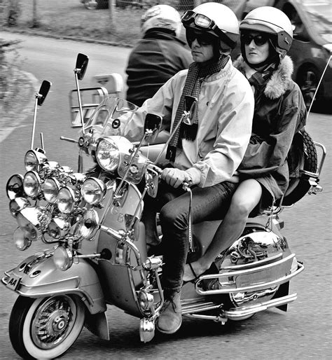 Pin By Angelo Babbo On Modernism Vespa Vintage Mod Scooter Cool Bikes