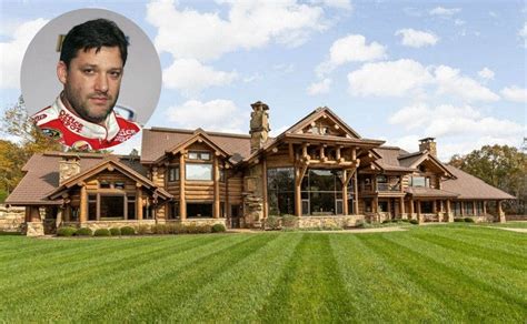 El Corredor De Coches Tony Stewart Vende Su Casa En Columbus