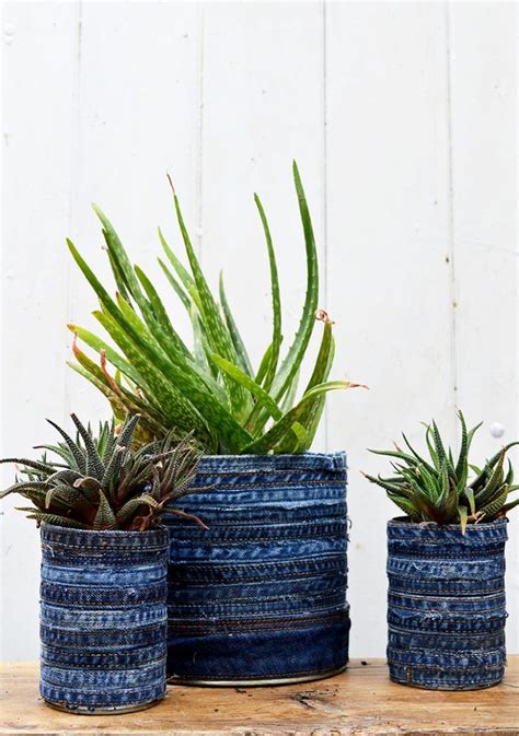 Diy Denim Wrapped Planters Diy Upcycle Recycle Jeans Upcycle Jeans