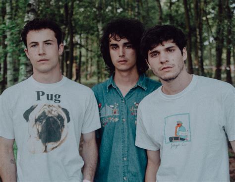 Creating Art Reliving Nostalgia And Capturing Emotion With Wallows All