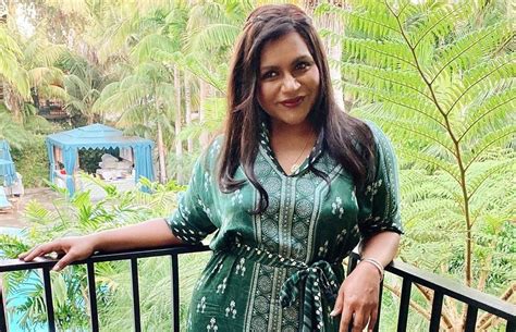 She is yet to reveal his identity. Mindy Kaling Baby Daddy Theories: The Wildest Guesses We ...