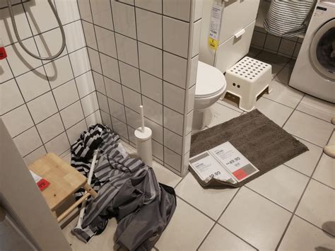 Bagi saya, pengalaman saya ke ikea batu kawan memang sangat berbaloi dan tidak mengecewakan. Kes 'IKEA Tebrau Bersepah' Berulang Di Batu Kawan, 2 ...