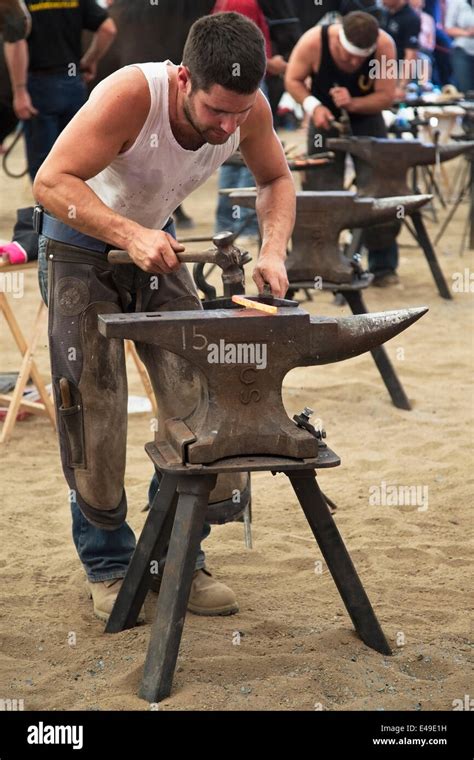 Blacksmith Farriers Hi Res Stock Photography And Images Alamy