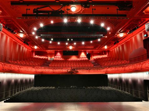 Centre Culturel Desjardins Salle De Spectacle Théâtre à Joliette