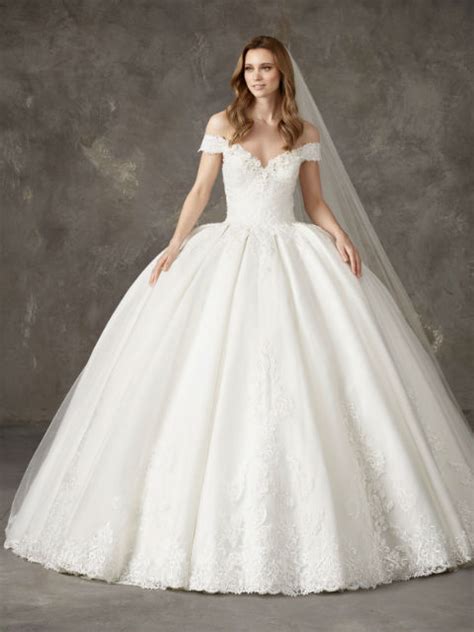 Pronovias Wedding Dresses And Gowns In San Diego