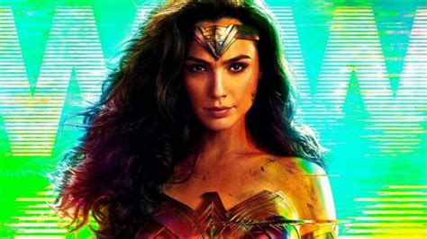 Gal Gadot Thrilled With Initial Reactions To Wonder Woman 1984 Hollywood News India Tv