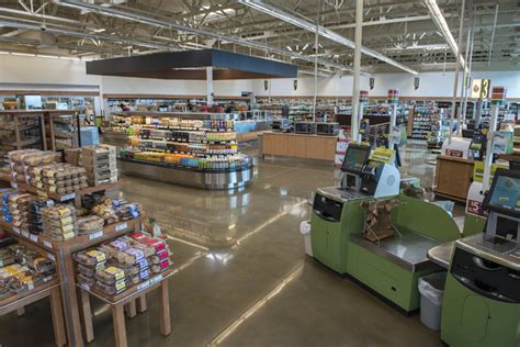 Fresh And Easy Grocery Stores Get A Make Over Las Vegas Review Journal