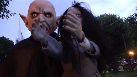 Scary Halloween Prank Haunted Prank Scary Halloween Prank In Public Video Dailymotion