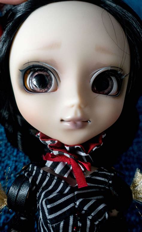 Review Pullip Creators Label Laura Komonogatari